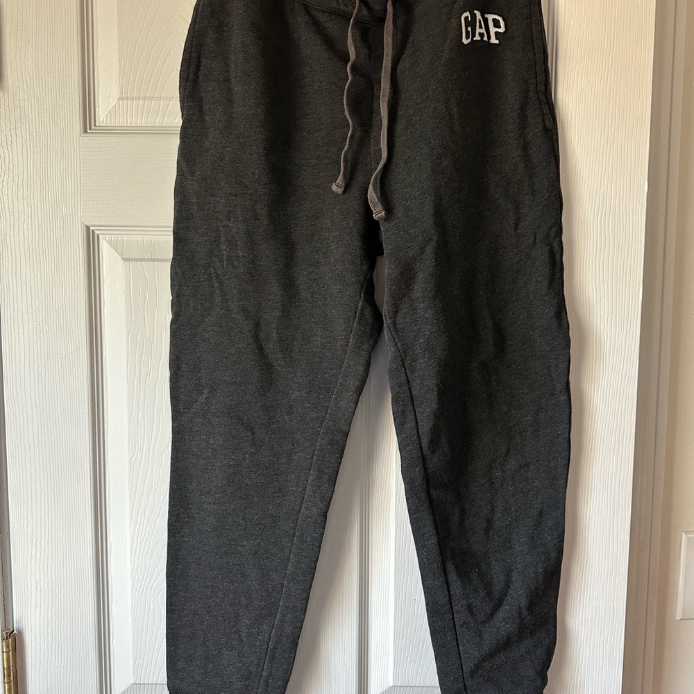 GAP Men's Gray Joggers